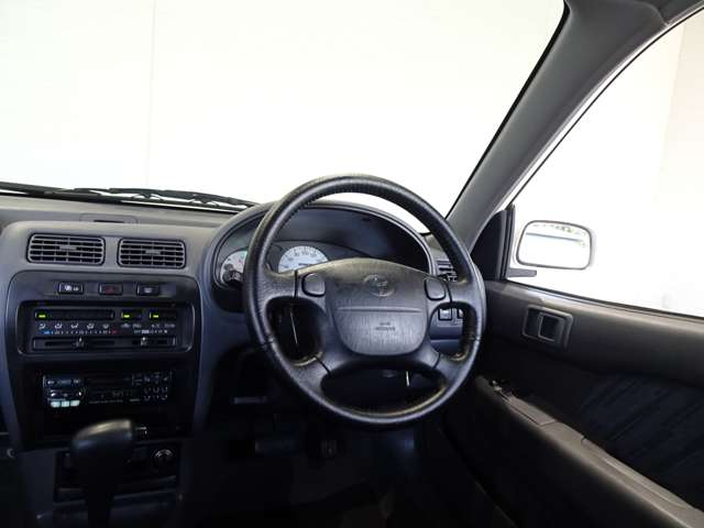 トヨタ スターレット １．３ グランツァＶ H9年 (関東) 99
