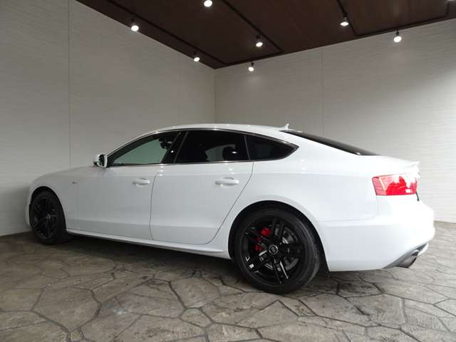 アウディ Ａ５　スポーツバック ２．０ ＴＦＳＩ クワトロ Ｓラインパッケージ ４ＷＤ H24年 (関東) 99