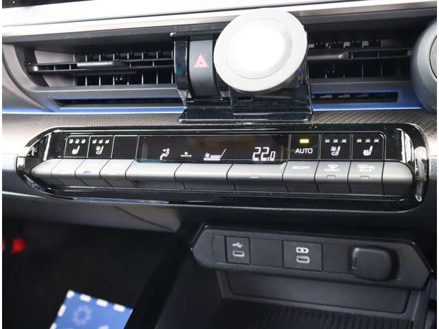 トヨタ プリウス ２．０ Ｚ R7年 () 99