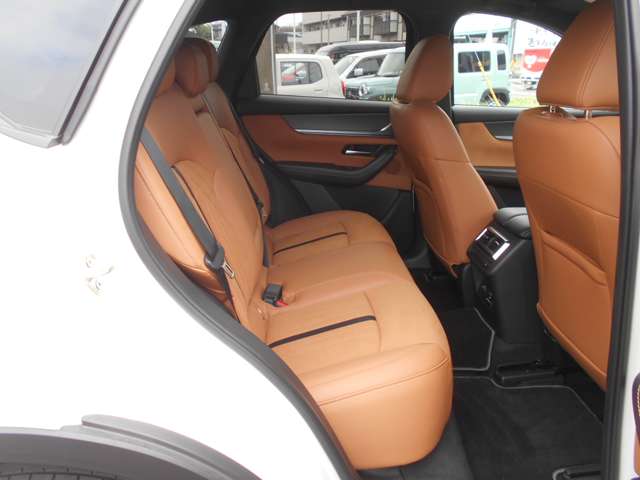 マツダ ＣＸ−６０ ３．３ ＸＤ プレミアム スポーツ ディーゼルターボ ４ＷＤ R7年 (関東) 99