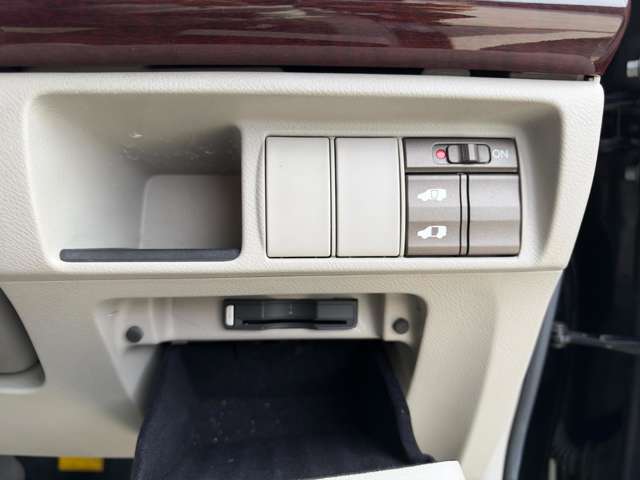 ホンダ エリシオン ２．４ Ｇ H16年 (関東) 99