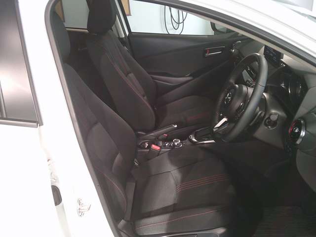 マツダ ＭＡＺＤＡ２ １．５ １５スポルト R6年 () 99