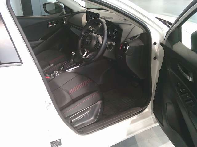 マツダ ＭＡＺＤＡ２ １．５ １５スポルト R6年 () 99
