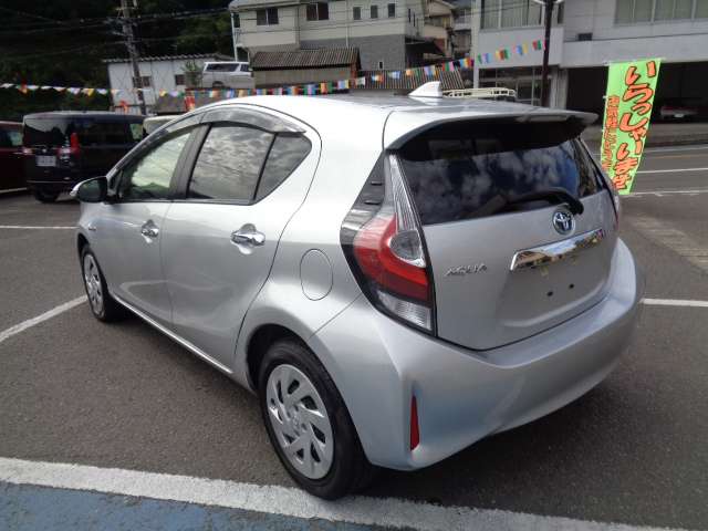 トヨタ アクア １．５ Ｓ スタイルブラック H30年 (九州・沖縄) 99
