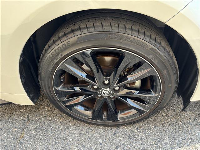 トヨタ カローラ　ツーリング　ハイブリッド １．８ ハイブリッド アクティブ スポーツ Ｅ－ＦＯＵＲ ４ＷＤ R6年 (東海) 99