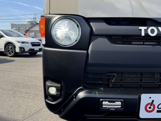 トヨタ ハイエースバン ３．０ スーパーＧＬ ロング ディーゼルターボ ４ＷＤ H26年 () 99