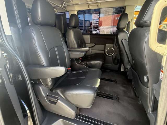 三菱 デリカ　Ｄ：５ ２．２ Ｄ プレミアム ディーゼルターボ ４ＷＤ H25年 () 99