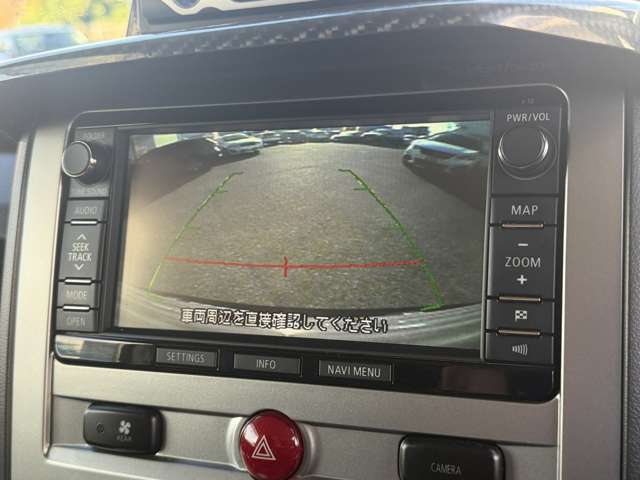三菱 デリカ　Ｄ：５ ２．２ Ｄ プレミアム ディーゼルターボ ４ＷＤ H25年 () 99