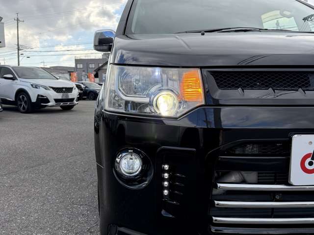 三菱 デリカ　Ｄ：５ ２．２ Ｄ プレミアム ディーゼルターボ ４ＷＤ H25年 () 99