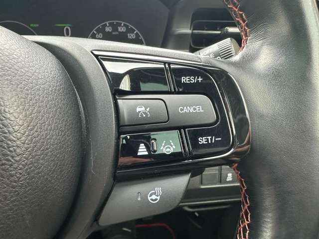 ホンダ ヴェゼル １．５ Ｅ：ＨＥＶ プレイ R4年 (関東) 99