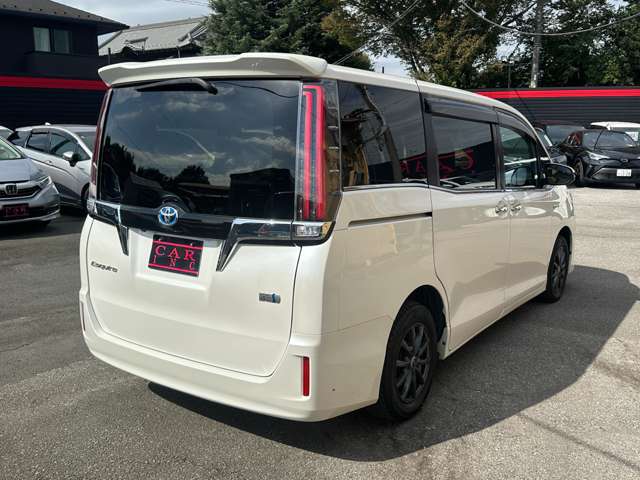 トヨタ エスクァイア　ハイブリッド １．８ ハイブリッド ＧＩ H29年 (関東) 99