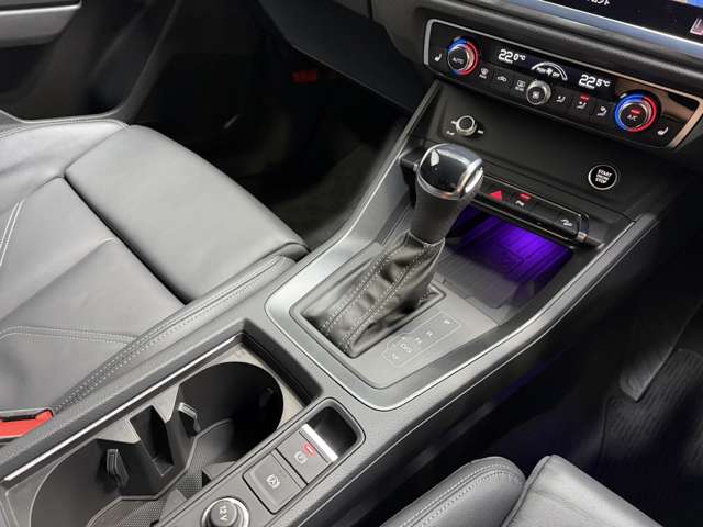 アウディ Ｑ３　スポーツバック ダイナミックエディション R6年 () 99