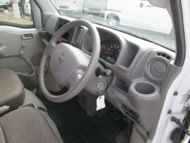 日産 ＮＶ１００クリッパー ６６０ ＤＸ セーフティパッケージ ハイルーフ ５ＡＧＳ車 R3年 (関東) 99