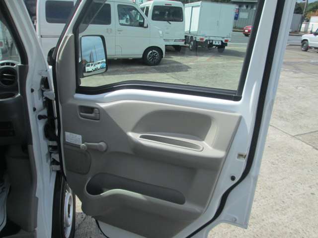 日産 ＮＶ１００クリッパー ６６０ ＤＸ ハイルーフ ５ＡＧＳ車 R2年 (関東) 99