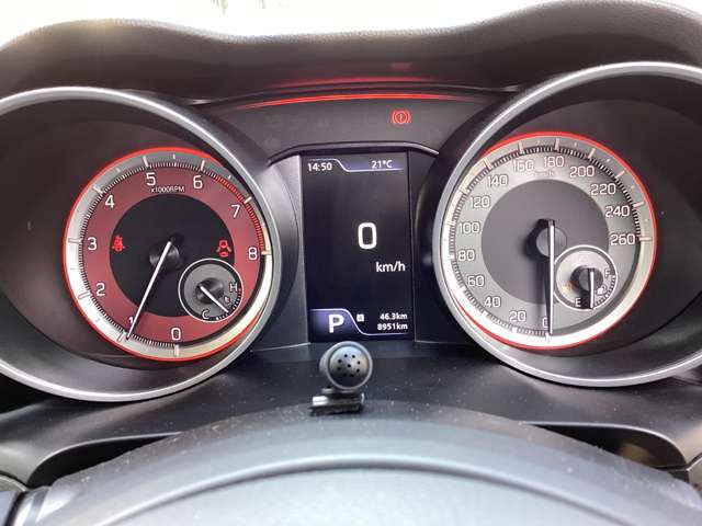 スズキ スイフト スポーツ １．４ R6年 () 99