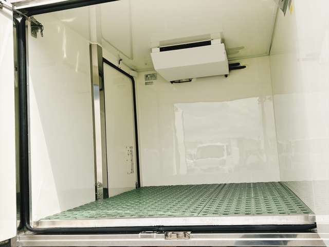 スズキ キャリイバン 低温冷蔵冷凍車 －３０℃設定 R5年 (関東) 99