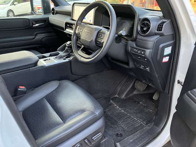 トヨタ ランドクルーザー２５０ ２．７ ＶＸ ４ＷＤ R6年 () 99