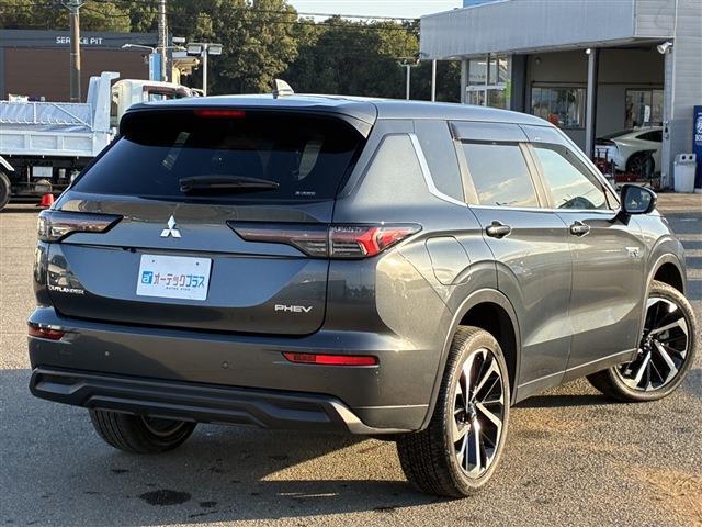 三菱 アウトランダーＰＨＥＶ ＰＨＥＶ ２．４ Ｍ ４ＷＤ R6年 () 99