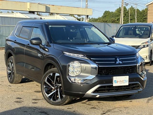 三菱 アウトランダーＰＨＥＶ ＰＨＥＶ ２．４ Ｍ ４ＷＤ R6年 () 99
