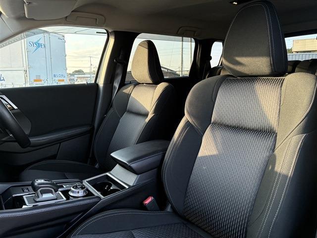 三菱 アウトランダーＰＨＥＶ ＰＨＥＶ ２．４ Ｍ ４ＷＤ R6年 () 99