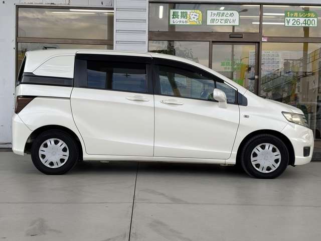 ホンダ フリードスパイク １．５ Ｇ H23年 () 99