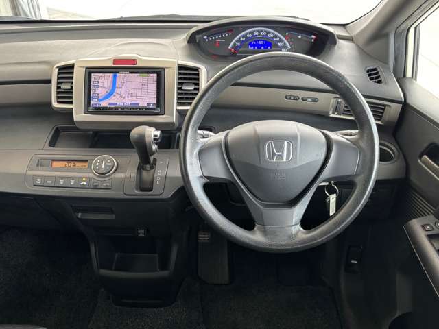 ホンダ フリードスパイク １．５ Ｇ H23年 () 99