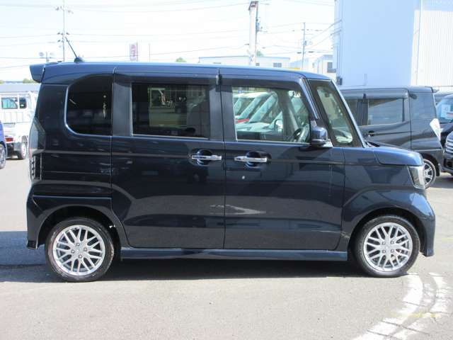 ホンダ Ｎ　ＢＯＸ カスタム ６６０ Ｌ ターボ ４ＷＤ R5年 (東北) 99