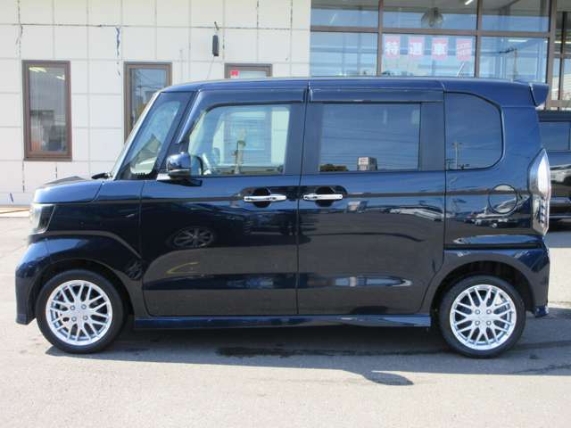 ホンダ Ｎ　ＢＯＸ カスタム ６６０ Ｌ ターボ ４ＷＤ R5年 (東北) 99