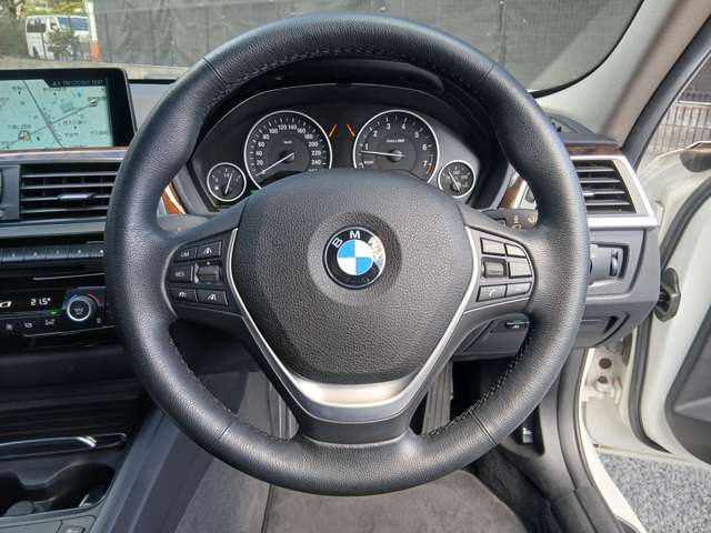 ＢＭＷ ３シリーズ ３２０ｉ　ラグジュアリー H29年 (近畿) 99