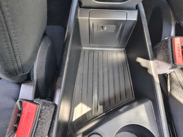 ＢＭＷ ２シリーズアクティブツアラー ２１８Ｄ ディーゼルターボ H29年 (近畿) 99