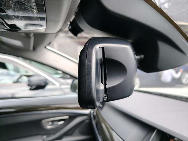 ＢＭＷ ５シリーズ ５２３ｉ　ラグジュアリー H27年 (近畿) 99
