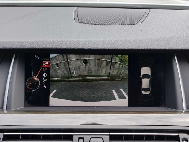 ＢＭＷ ５シリーズ ５２３ｉ　ラグジュアリー H27年 (近畿) 99