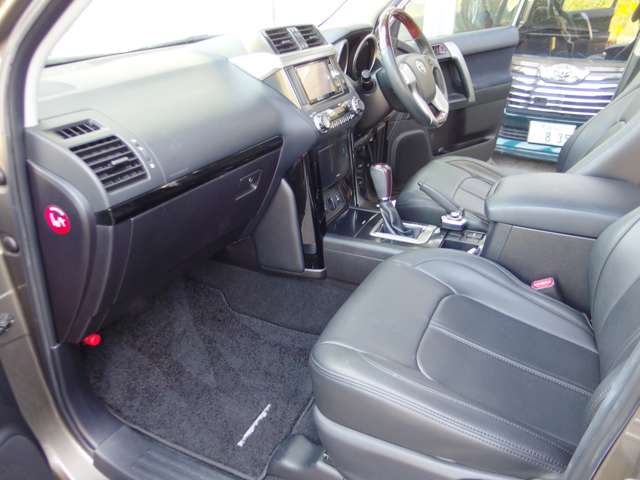 トヨタ ランドクルーザープラド ２．８ ＴＸ ディーゼルターボ ４ＷＤ H28年 (東海) 99