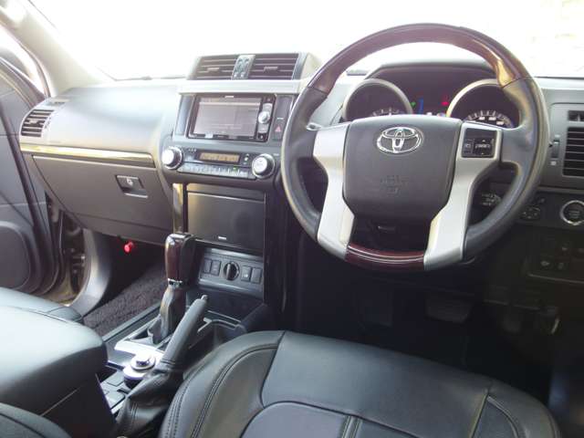 トヨタ ランドクルーザープラド ２．８ ＴＸ ディーゼルターボ ４ＷＤ H28年 (東海) 99