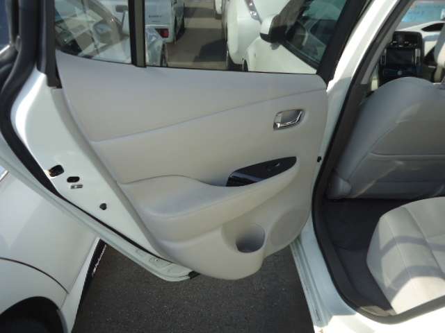 日産 リーフ Ｘ H23年 (甲信越・北陸) 99