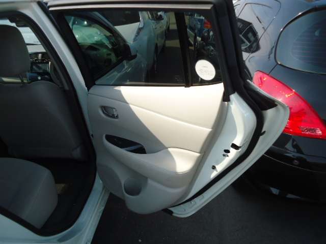 日産 リーフ Ｘ H23年 (甲信越・北陸) 99