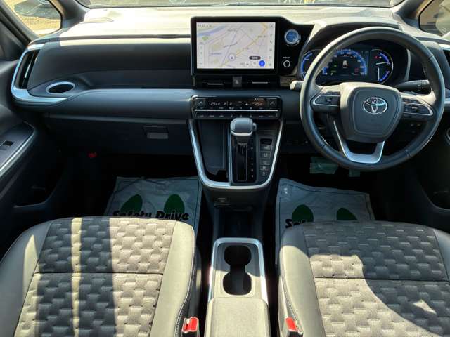 トヨタ ヴォクシー １．８ ハイブリッド Ｓ－Ｚ Ｅ－ＦＯＵＲ ４ＷＤ R4年 (北海道) 99