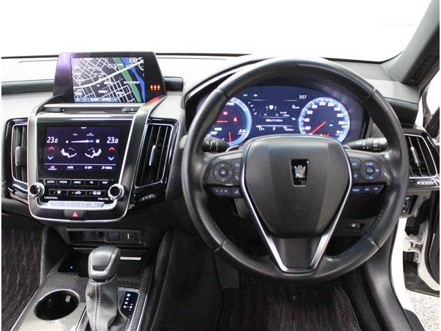 トヨタ クラウン　ハイブリッド ハイブリッド ２．５ ＲＳ ＦＯＵＲ ４ＷＤ R2年 (北海道) 99