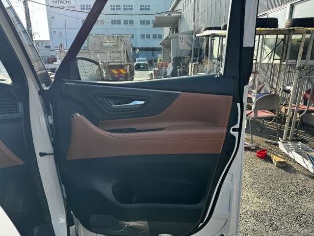 トヨタ ヴェルファイア　ハイブリッド ハイブリッド ２．５ Ｚプレミア R7年 () 99