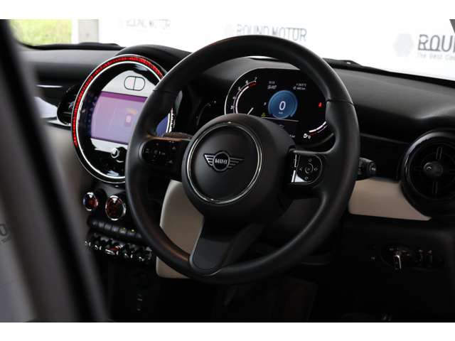 ミニ ミニ クーパーＳ ３ドア プレミアムプラスパッケージ ＤＣＴ R6年 () 99