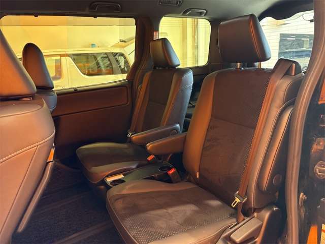 トヨタ ヴォクシー ２．０ ＺＳ 煌ＩＩＩ R3年 (近畿) 99