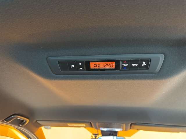 トヨタ ヴォクシー ２．０ ＺＳ 煌ＩＩＩ R3年 (近畿) 99
