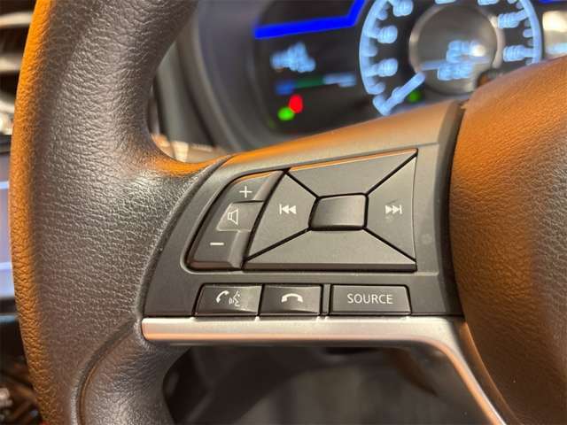 日産 ノート １．２ Ｅ－ＰＯＷＥＲ Ｘ H30年 (近畿) 99