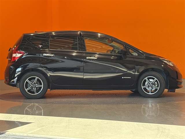 日産 ノート １．２ Ｅ－ＰＯＷＥＲ Ｘ H30年 (近畿) 99