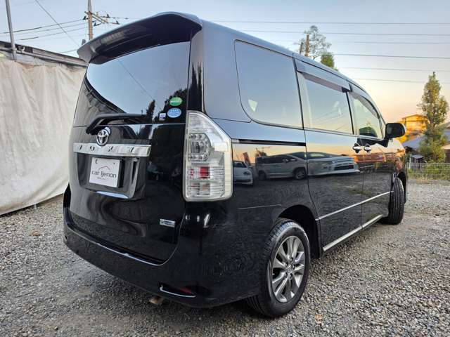 トヨタ ヴォクシー ２．０ ＺＳ 煌Ｚ ４ＷＤ H25年 (関東) 99