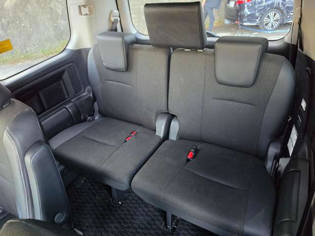 トヨタ ヴォクシー ２．０ ＺＳ 煌Ｚ ４ＷＤ H25年 (関東) 99