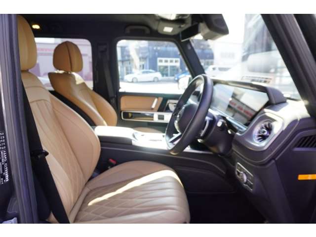 メルセデスベンツ Ｇクラス Ｇ４５０Ｄ ＡＭＧラインパッケージ （ＩＳＧ） ディーゼルターボ ４ＷＤ ＭＰ２０２５０２ R7年 () 99