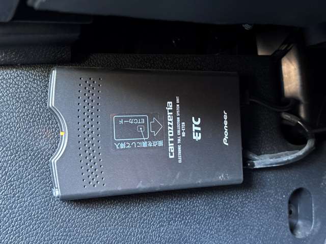 フォルクスワーゲン ゴルフ ＴＳＩ　コンフォートライン　プレミアムエディション H23年 () 99