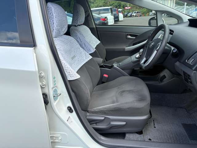 トヨタ プリウス １．８ Ｓ H23年 () 99