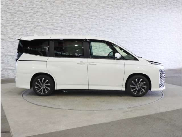 トヨタ ヴォクシー ２．０ Ｓ－Ｚ R5年 (関東) 99